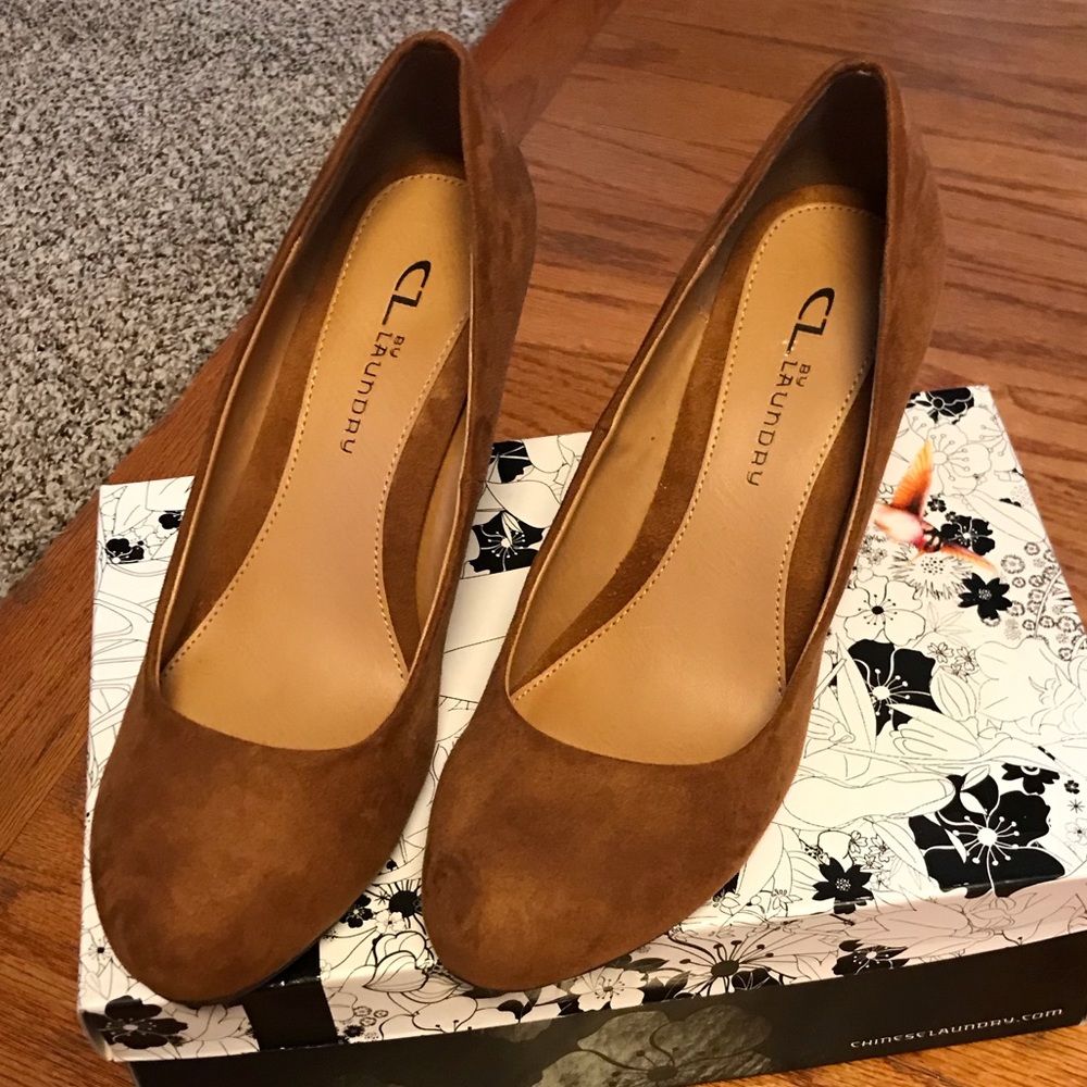 Chinese Laundry Suede Wedges